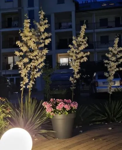 Blue Mare Mes Apartament *